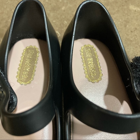Mini Melissa Black with Pink Bows - Picture 2 of 6